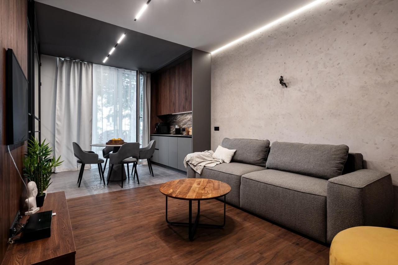 - Swan - Seaside Garden Apartment *